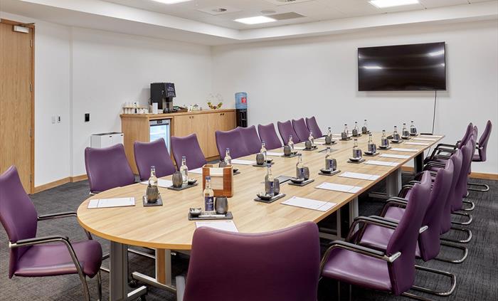 Boardroom (Meeting room 7)